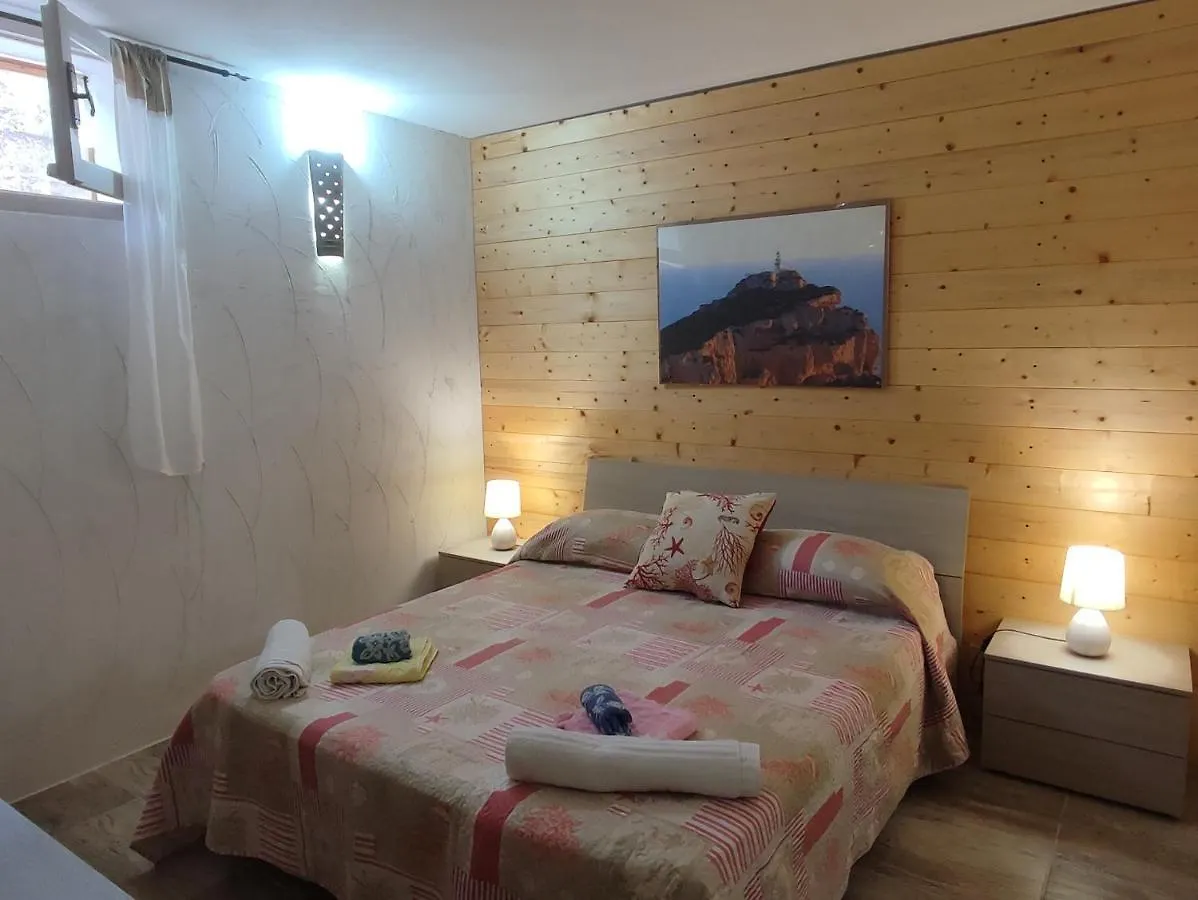 Apartment Alghero Guest House - Appartamenti In Villetta Di Campagna, Piscina Fuori Terra A 4 Minuti Di Auto Dalla Citta