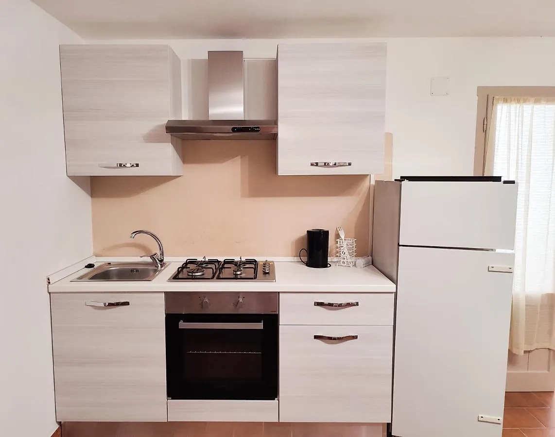 Alghero Guest House - Appartamenti In Villetta Di Campagna, Piscina Fuori Terra A 4 Minuti Di Auto Dalla Citta Italy